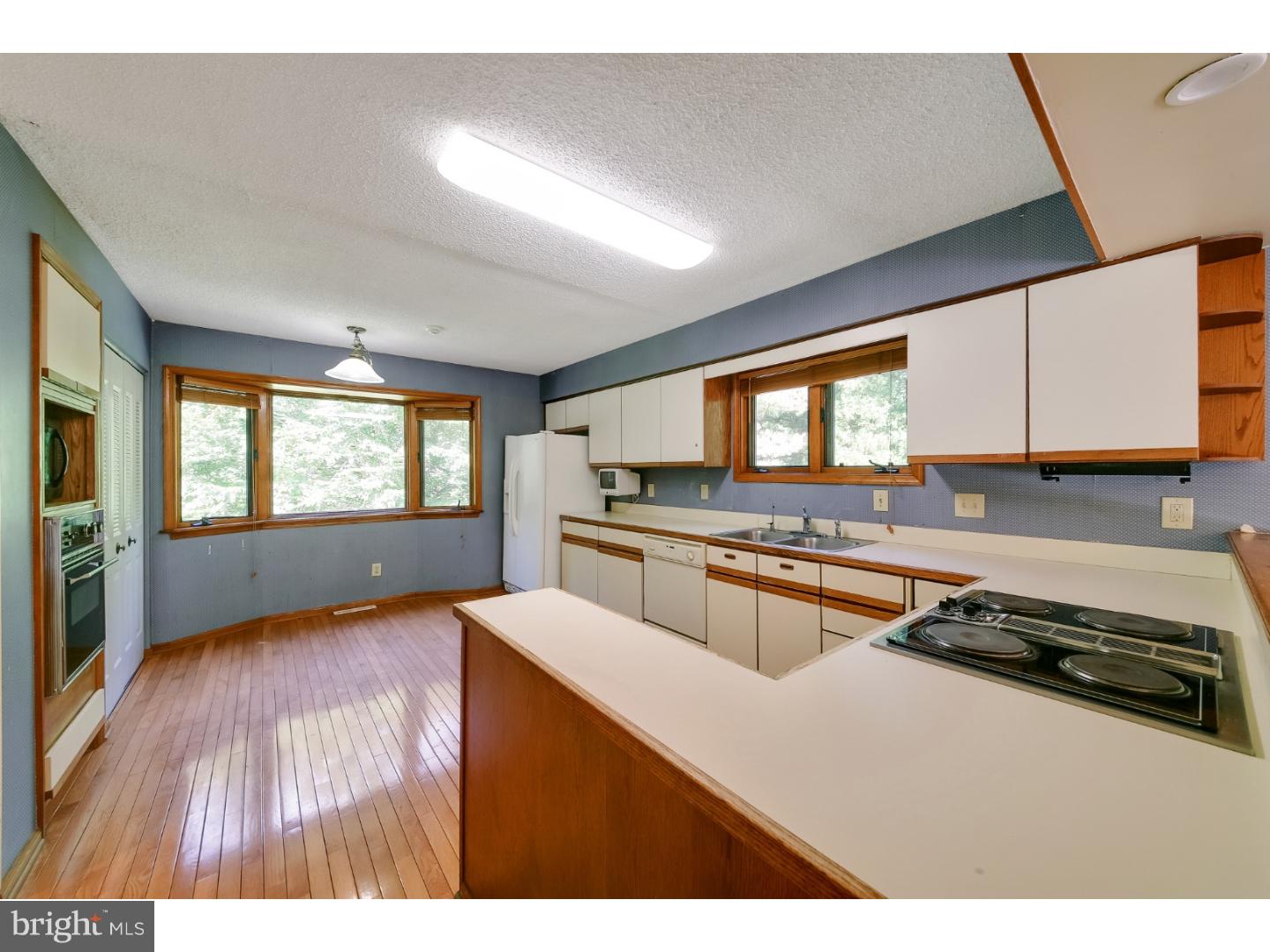 151 Kings Road Westampton, NJ 08060 - Photo 6 of 25