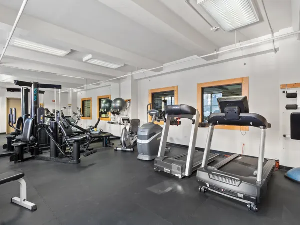 $795,000 | 730 North Plankinton Avenue, Unit 8C, Milwaukee, WI 53203