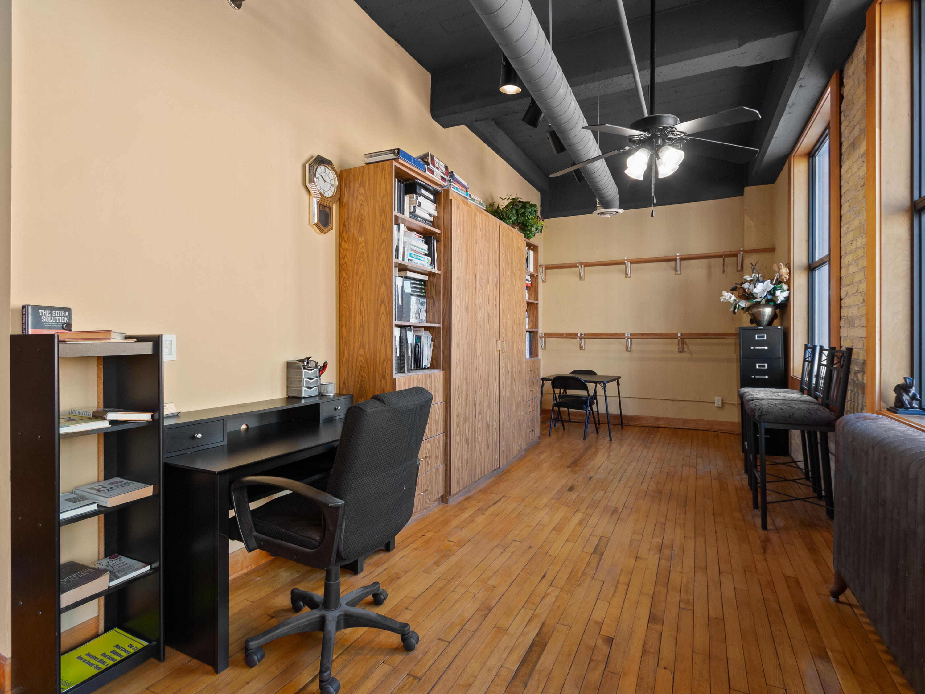 730 North Plankinton Avenue, Unit 8C Milwaukee, WI 53203 - Photo 6 of 22 IMG_1235