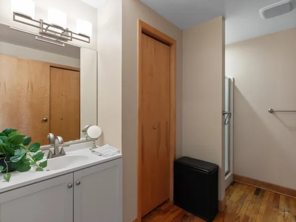 $795,000 | 730 North Plankinton Avenue, Unit 8C, Milwaukee, WI 53203