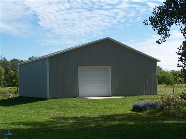 75820 Romeo Plank Road Armada, MI 48005 - Photo 4 of 14 31103058-3.JPG