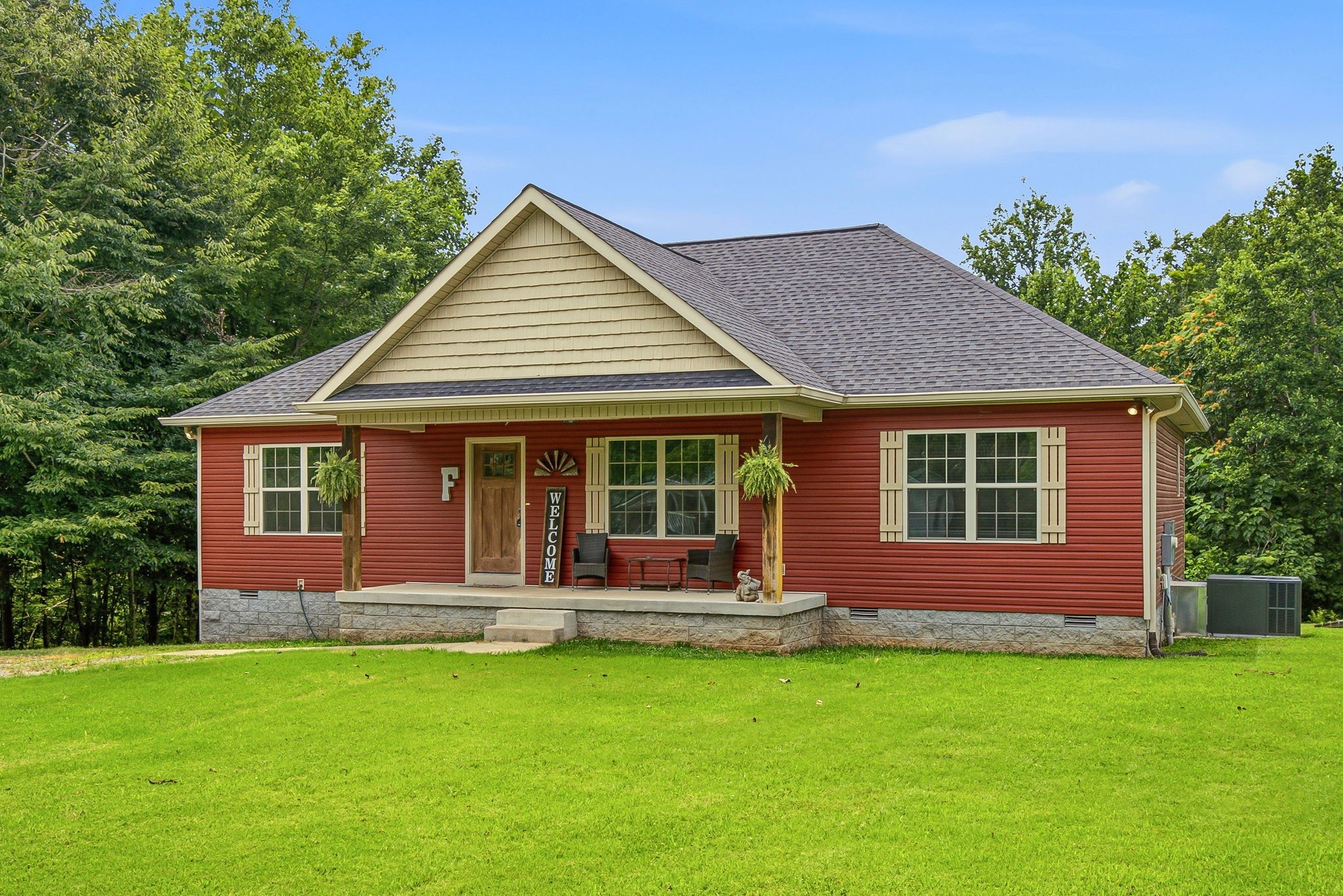 222 Hog Back Ridge Road Bethpage, TN 37022 - Photo 2 of 28 Gallery Image 2