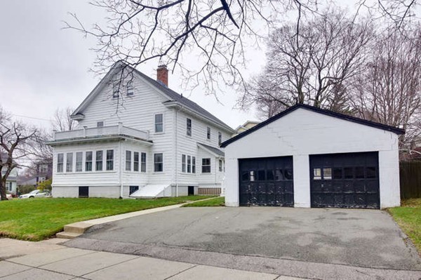 55 Robbins Road Watertown, MA 02472 - Photo 6 of 28 Gallery Image 6