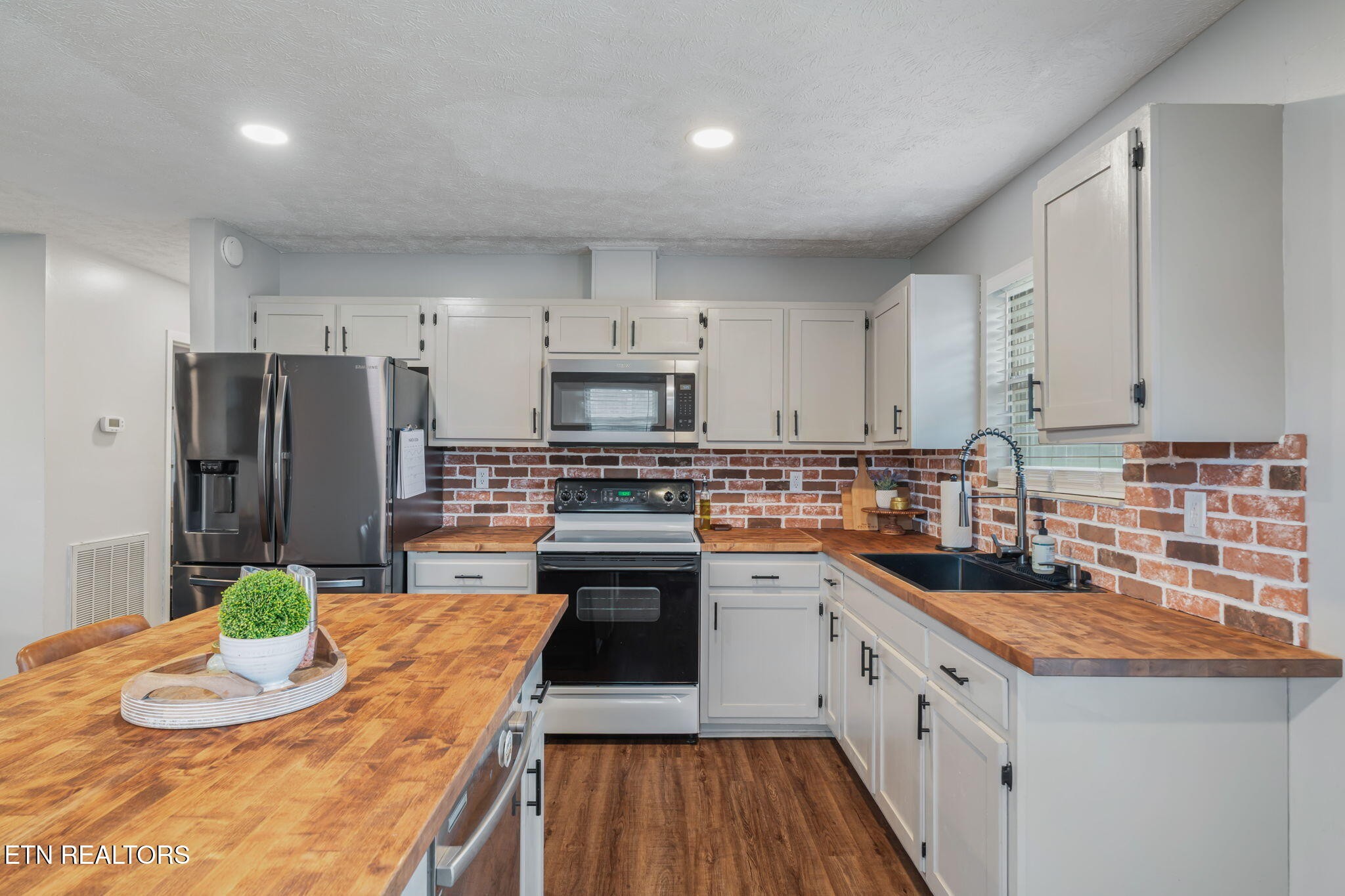 258 Meadow Brook Road Sweetwater, TN 37874 - Photo 10 of 54 Gallery Image 10