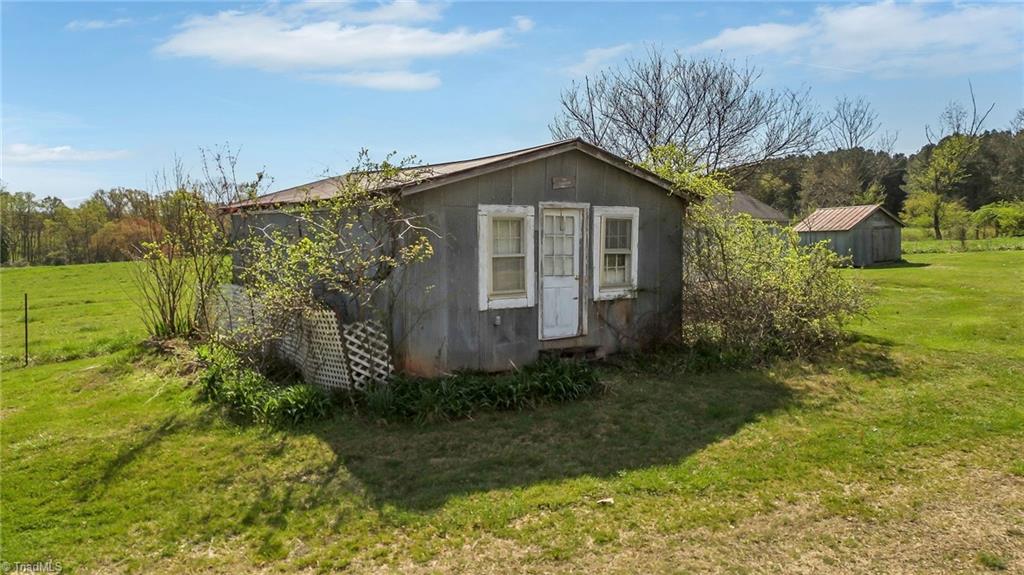 3592 Mathis Mill Road Ronda, NC 28670 - Photo 19 of 50