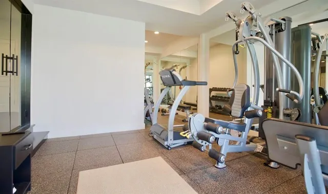 $2,675,000 | 10504 South Highland Lane, Olathe, KS 66061