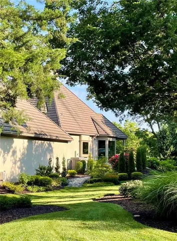 $2,675,000 | 10504 South Highland Lane, Olathe, KS 66061