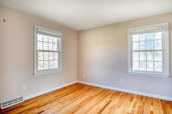$699,999 | 252 Pinewood Drive, Longmeadow, MA 01106