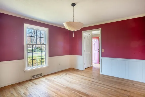 $699,999 | 252 Pinewood Drive, Longmeadow, MA 01106