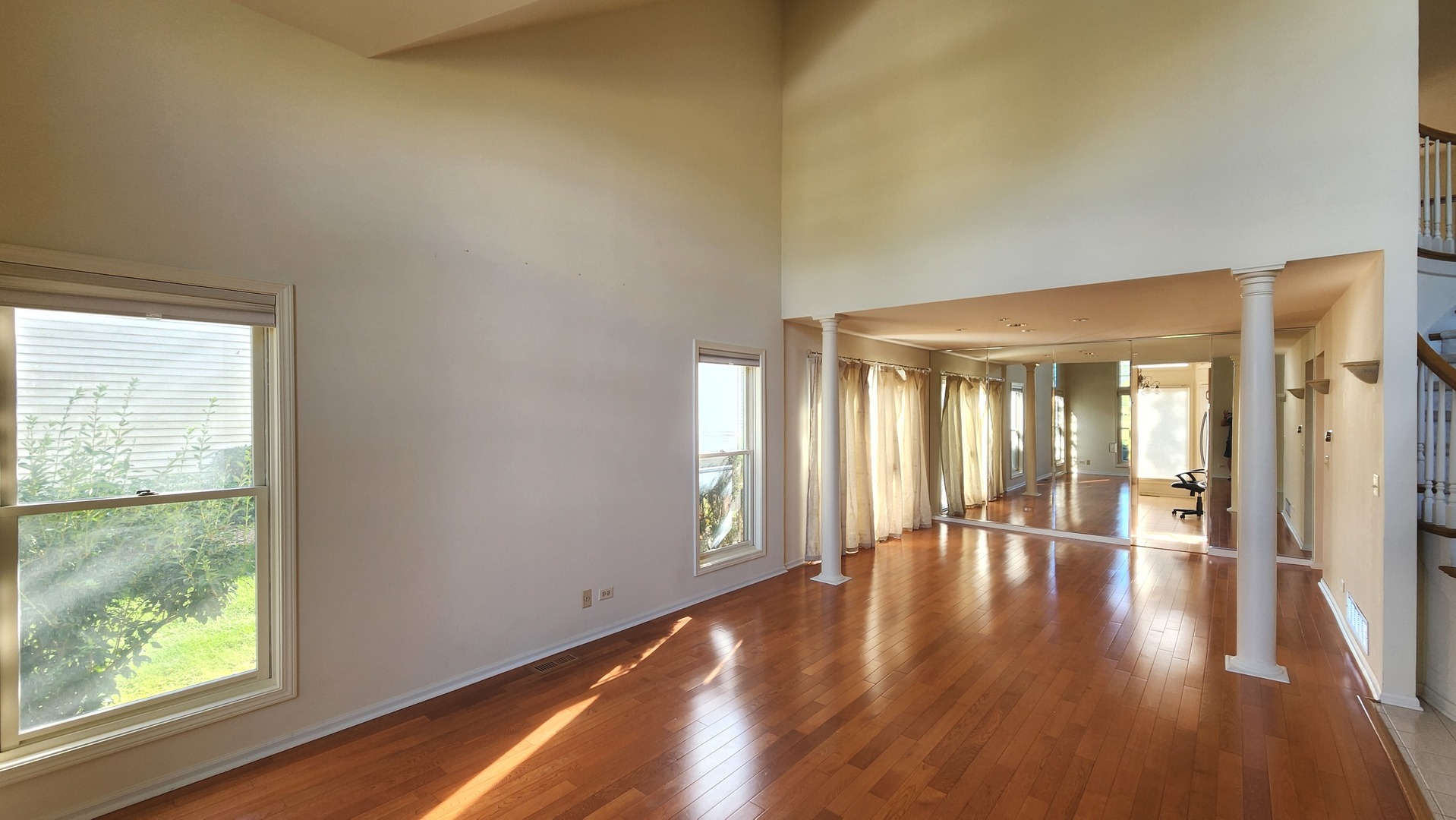 1254 Tracie Drive Lake Zurich, IL 60047 - Photo 3 of 22