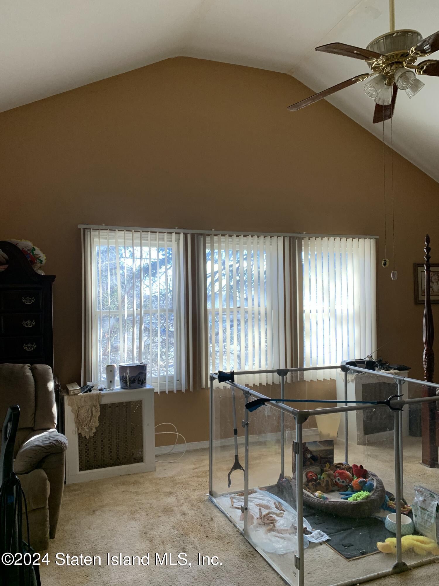 21 Father Capodanno Boulevard Staten Island, NY 10305 - Photo 25 of 28 IMG_3185