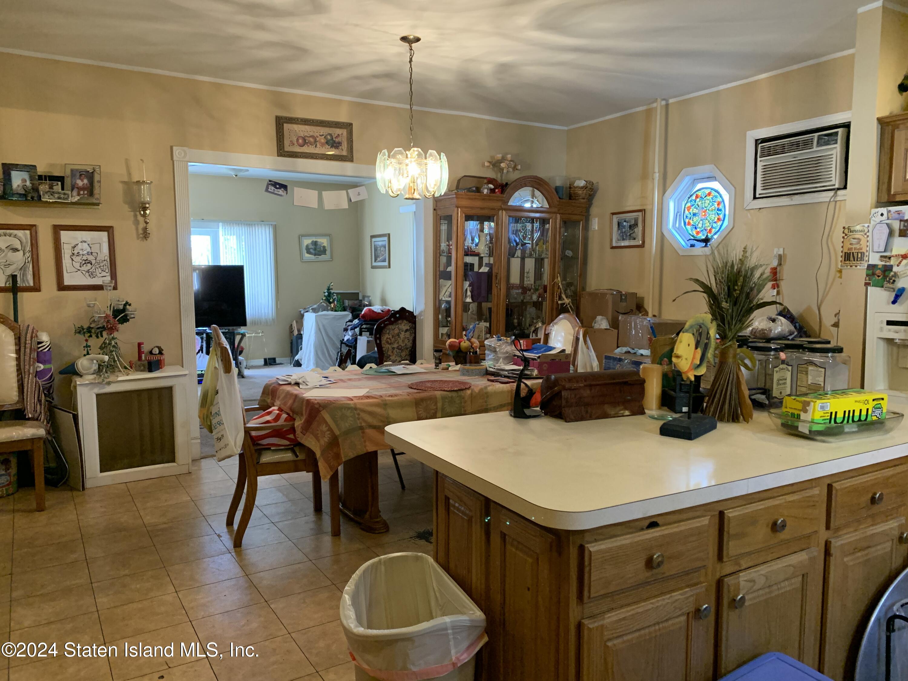 21 Father Capodanno Boulevard Staten Island, NY 10305 - Photo 9 of 28 IMG_3172