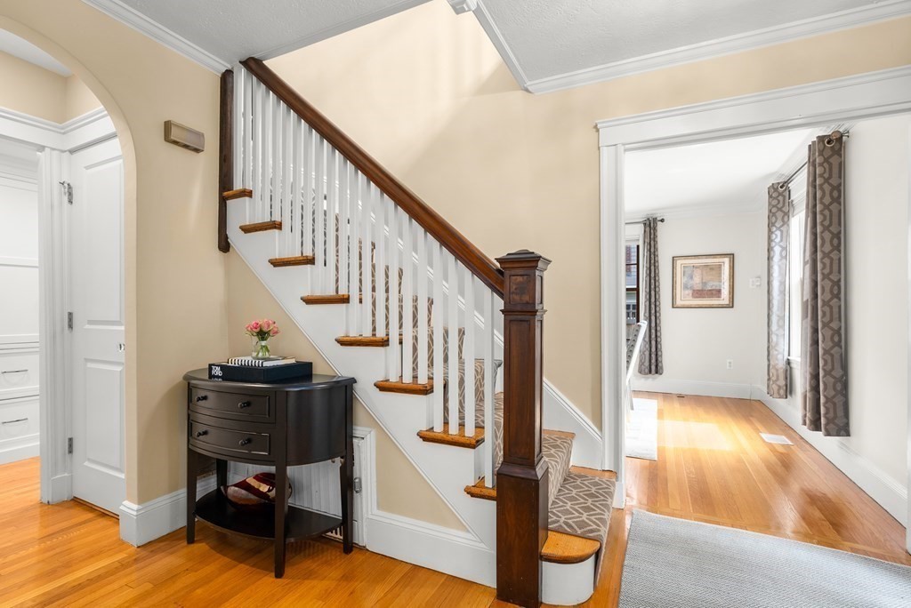 23 Channing Road Newton, MA 02459 - Photo 3 of 22