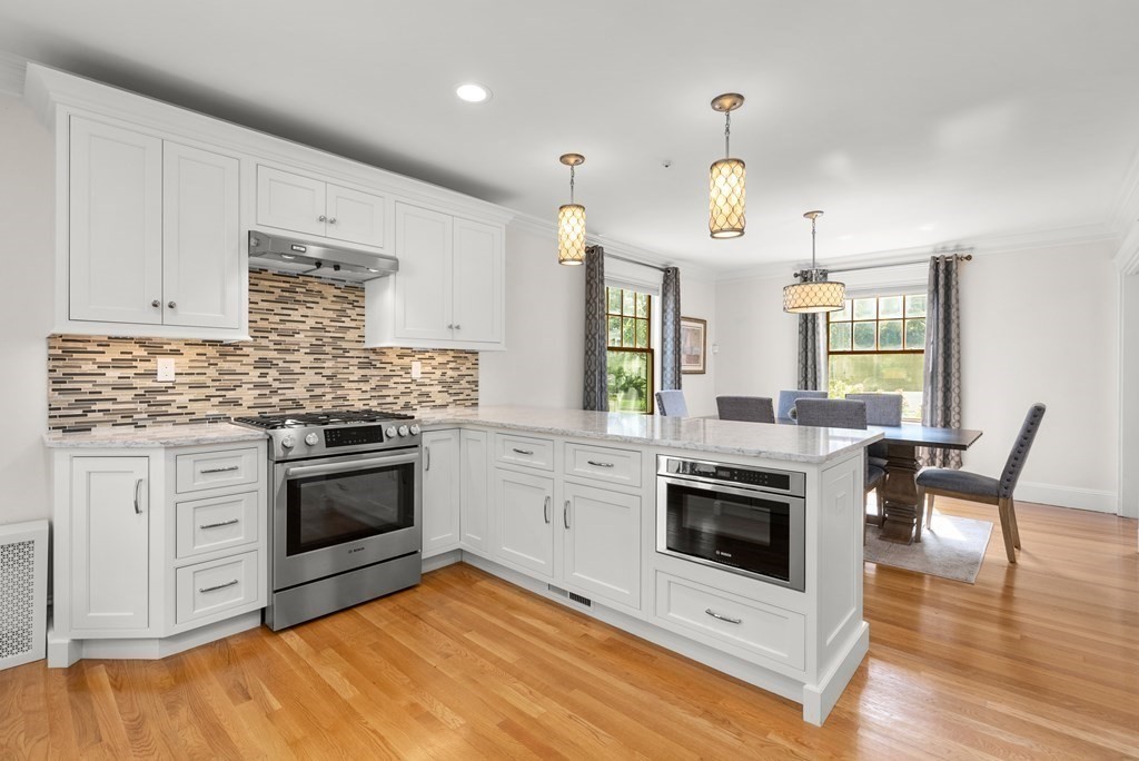 23 Channing Road Newton, MA 02459 - Photo 6 of 22