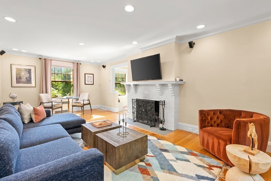 23 Channing Road Newton, MA 02459 - Photo 8 of 22