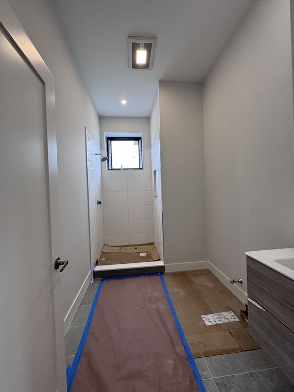 403 Division Street, Unit 12 Fall River, MA 02721 - Photo 9 of 31