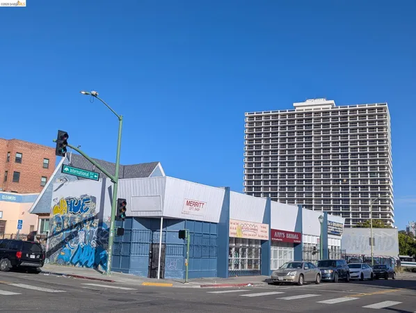 $1,250,000 | 157 International Boulevard, Oakland, CA 94606