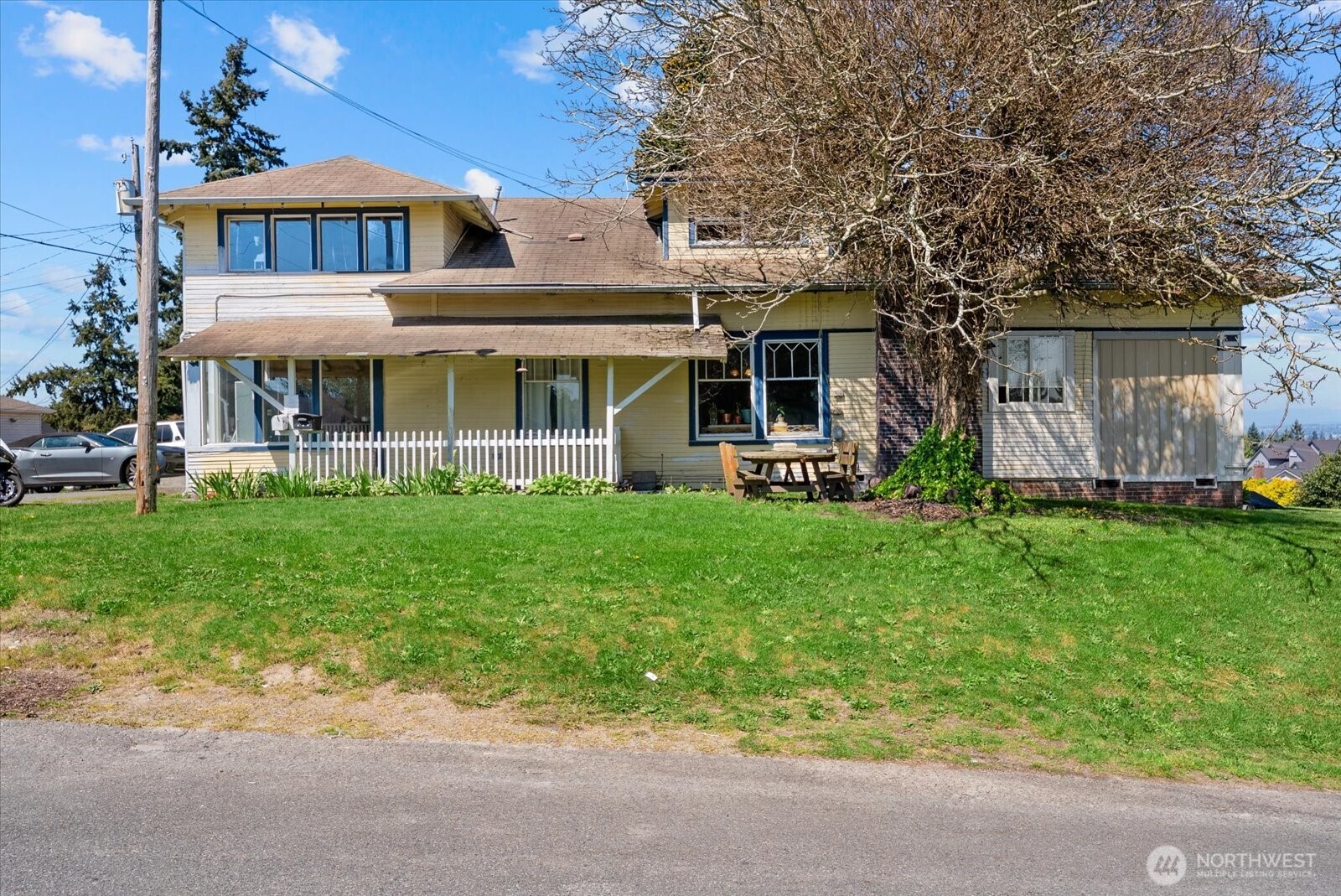 3732 Rockefeller Avenue Everett, WA 98201 - Photo 5 of 25