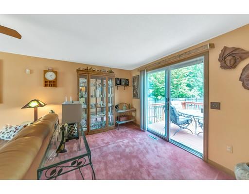 43 Grandview Street Springfield, MA 01118 - Photo 17 of 26