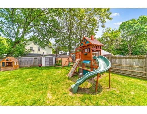43 Grandview Street Springfield, MA 01118 - Photo 9 of 26