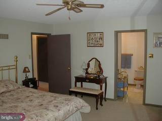 198 Mountain View Road Reading, PA 19607 - Photo 5 of 6