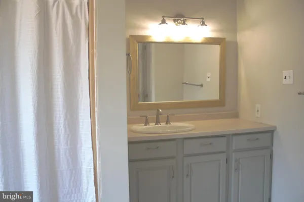 $5,200 | 110 Pine Lane, Unit MAIN, Newtown, PA 18940