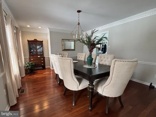 $5,200 | 110 Pine Lane, Unit MAIN, Newtown, PA 18940