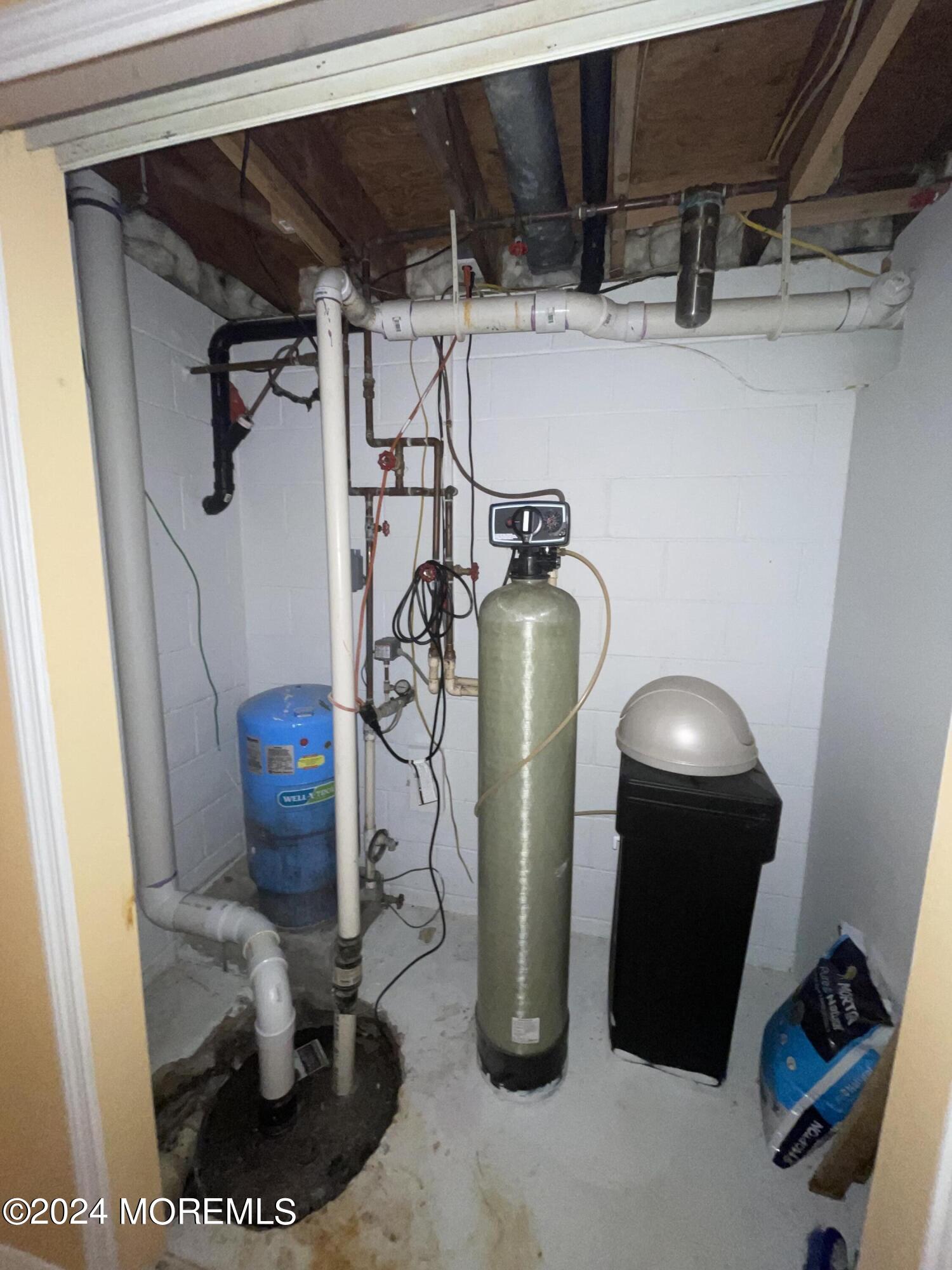 4 Rimwood Lane Howell, NJ 07731 - Photo 40 of 44 a utility room with dryer and washer