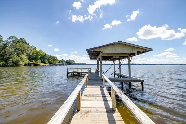 $519,900 | 941 Drake Acres Road, Quincy, FL 32351