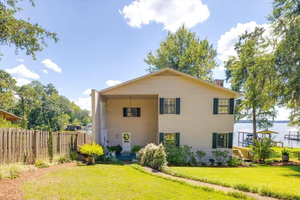 $519,900 | 941 Drake Acres Road, Quincy, FL 32351