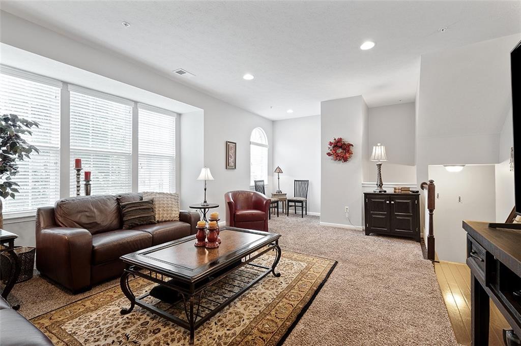 315 Rosecliff Road Wexford, PA 15090 - Photo 9 of 25 Gallery Image 9