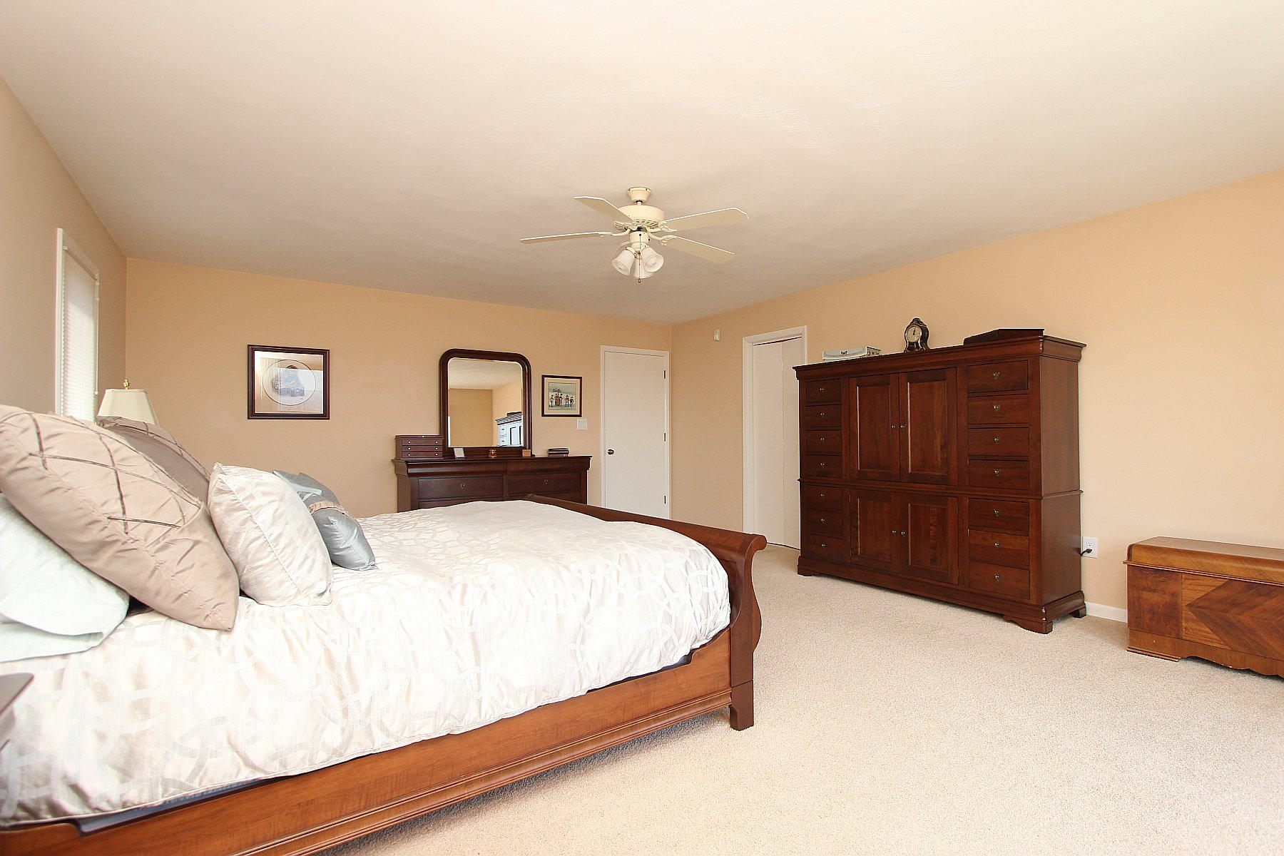 840 Brushy Ridge Road Salem, VA 24153 - Photo 41 of 86 a bedroom with a bed and a dresser