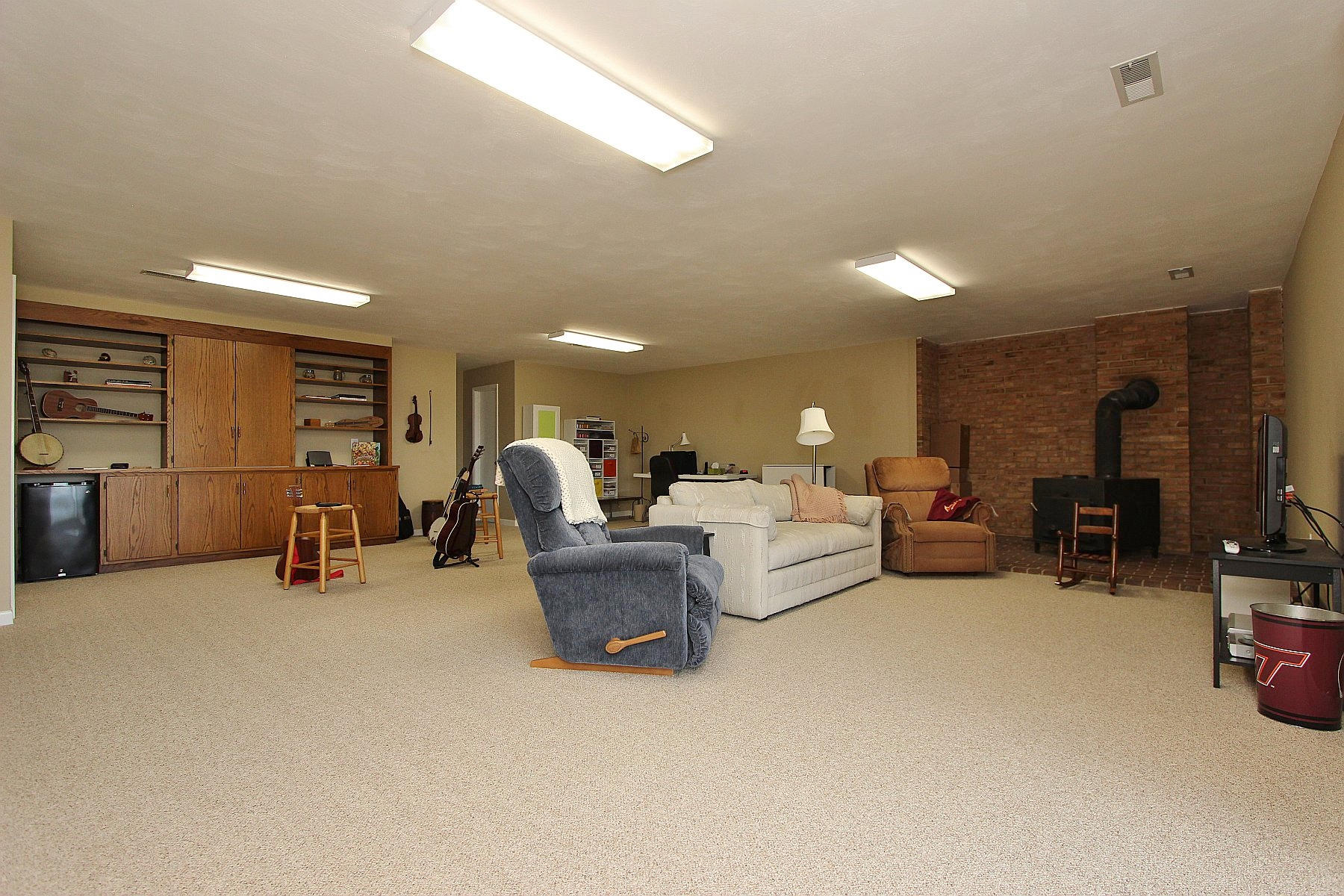 840 Brushy Ridge Road Salem, VA 24153 - Photo 70 of 86 a living room with furniture and a flat screen tv
