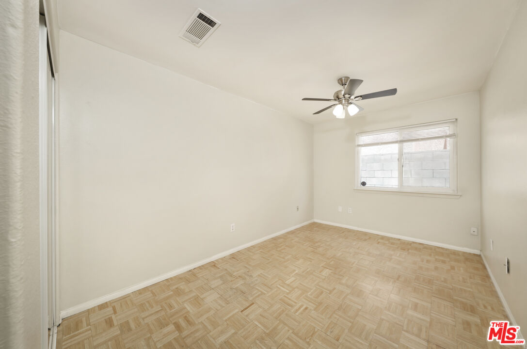 3216 Ranchgate Drive Bakersfield, CA 93312 - Photo 11 of 25