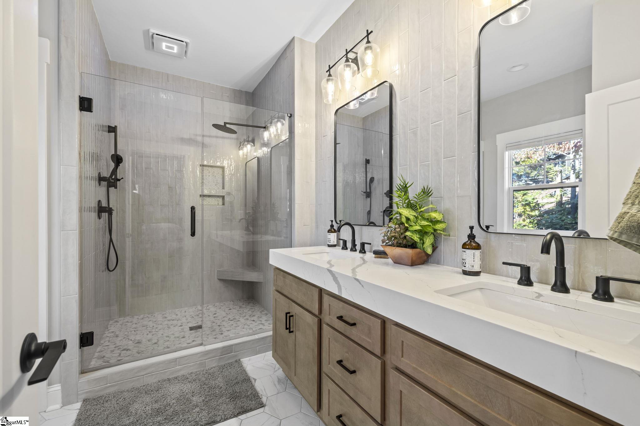 127 West Circle Avenue Greenville, SC 29607 - Photo 11 of 50