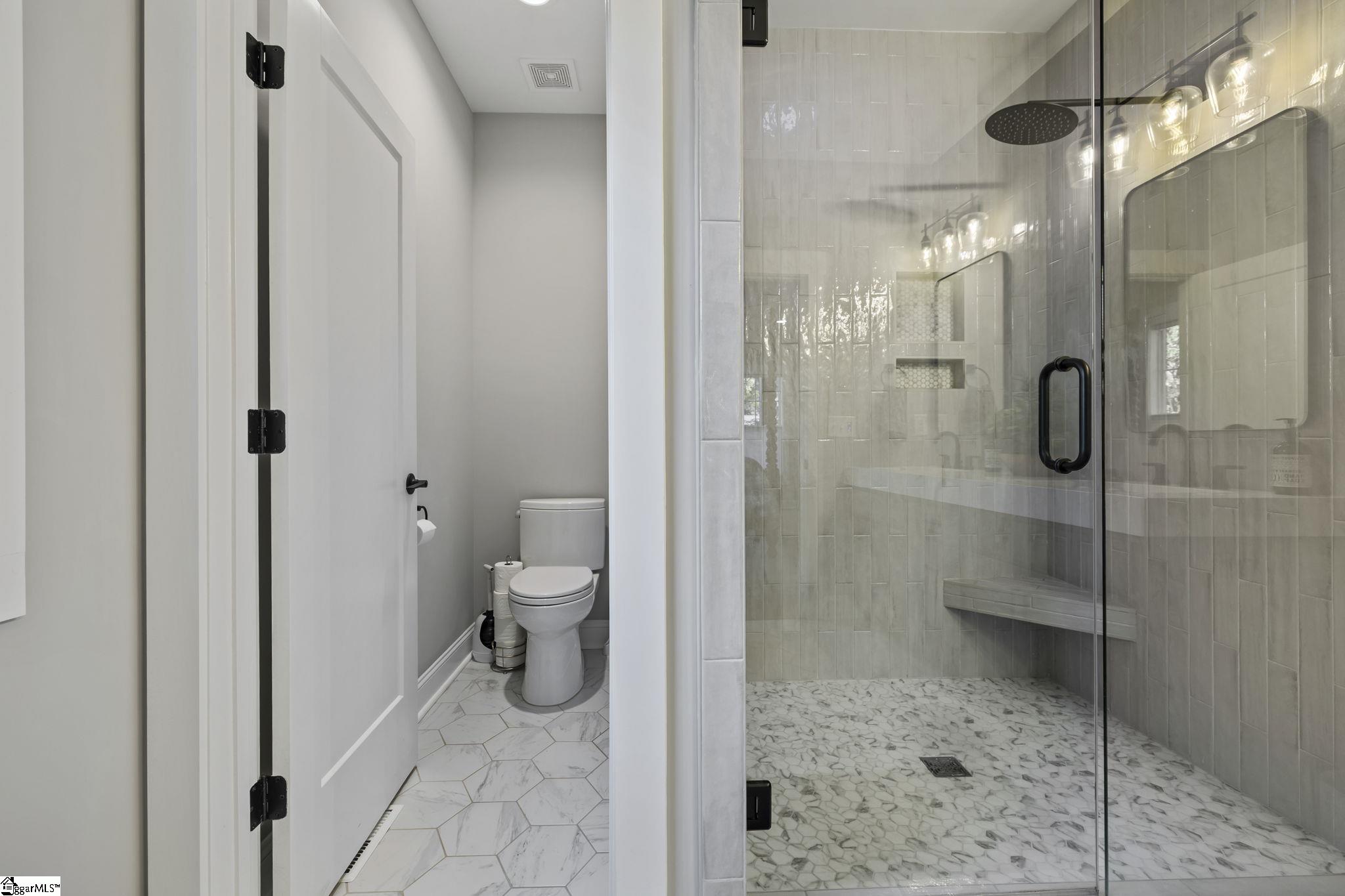127 West Circle Avenue Greenville, SC 29607 - Photo 12 of 50