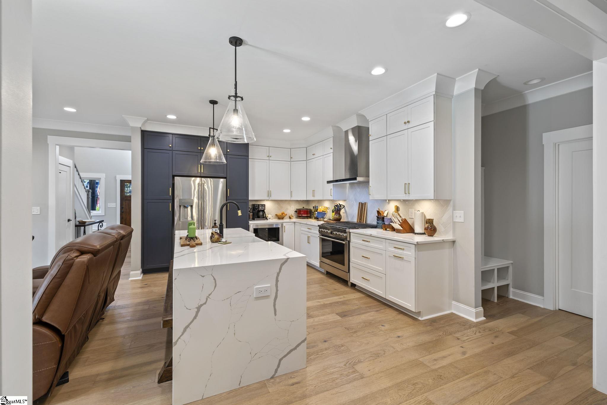 127 West Circle Avenue Greenville, SC 29607 - Photo 24 of 50