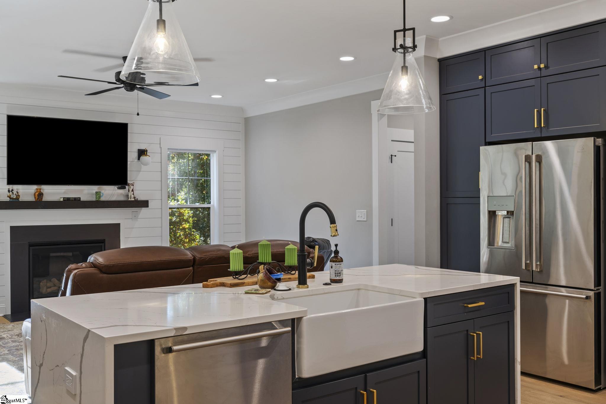 127 West Circle Avenue Greenville, SC 29607 - Photo 25 of 50