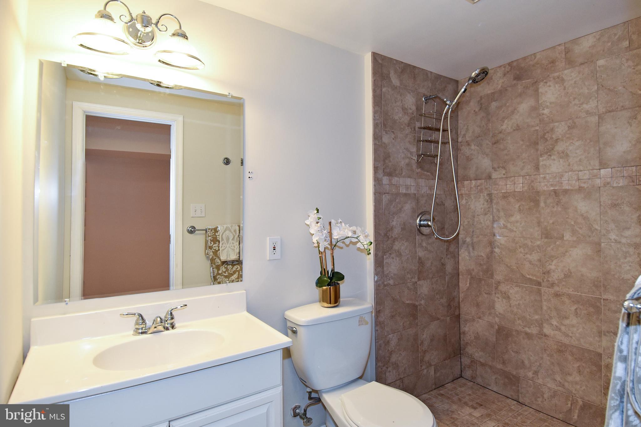 14212 Alderton Road Silver Spring, MD 20906 - Photo 17 of 30