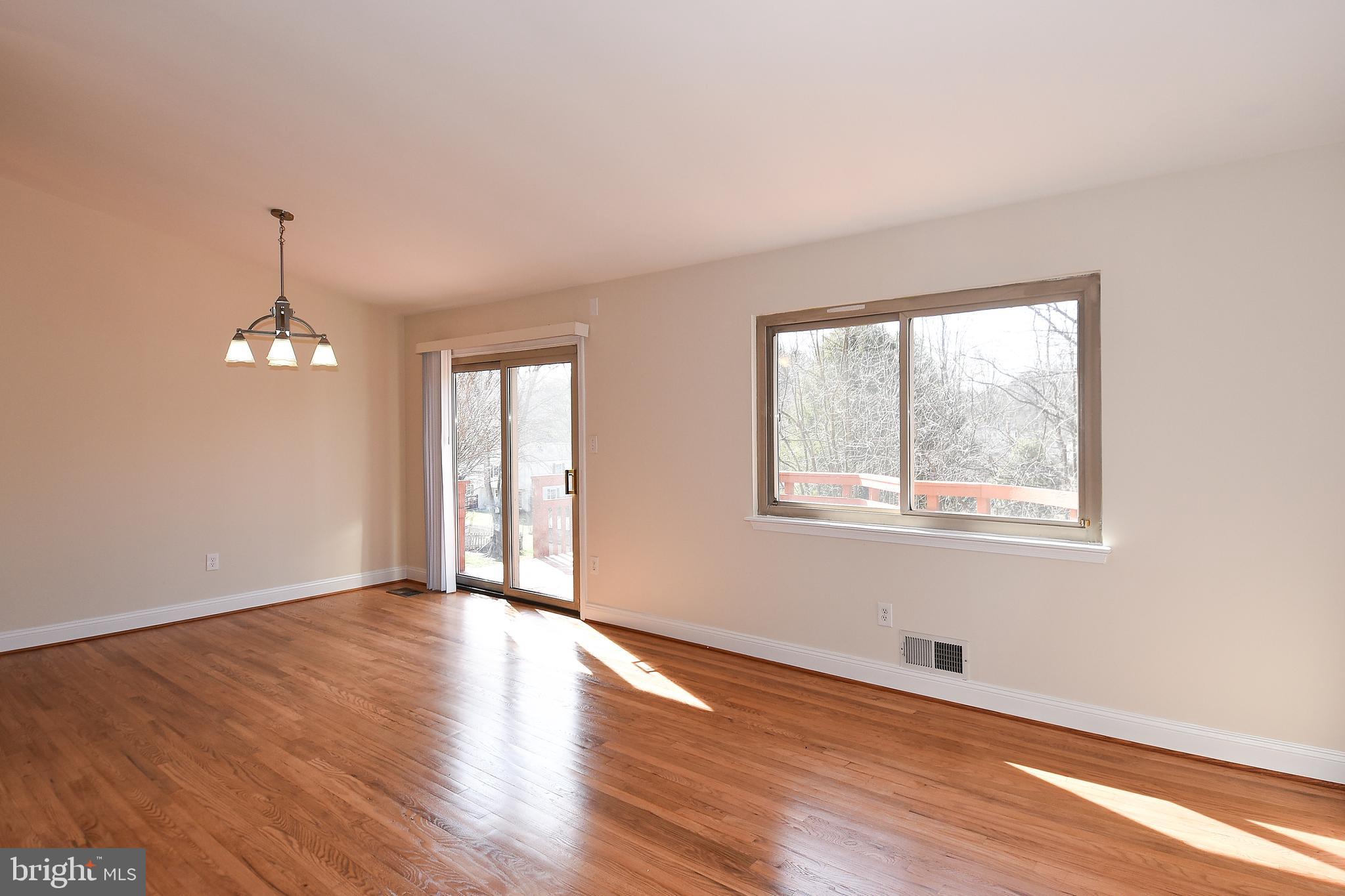14212 Alderton Road Silver Spring, MD 20906 - Photo 8 of 30