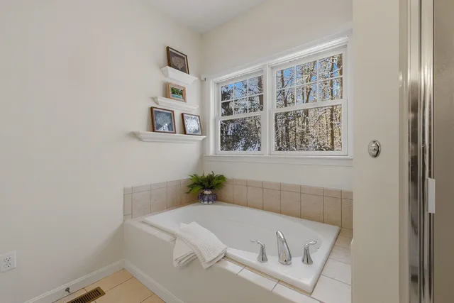 $859,950 | 21 Parkman Brook Lane, Stratham, NH 03885