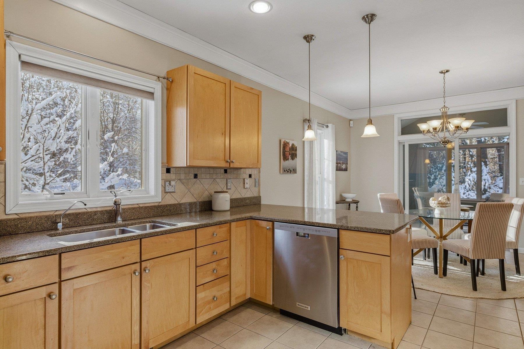 21 Parkman Brook Lane Stratham, NH 03885 - Photo 6 of 31