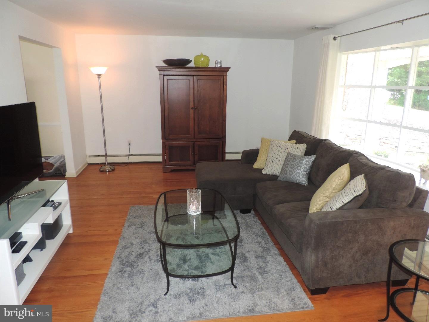 1016 Welsh Road Huntingdon Valley, PA 19006 - Photo 4 of 24 Living Room