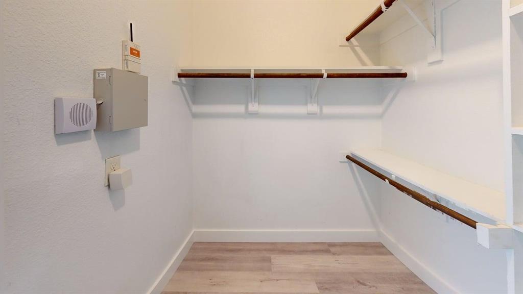 101 Rocky Pine Road McKinney, TX 75072 - Photo 20 of 39 a view of walk in closet