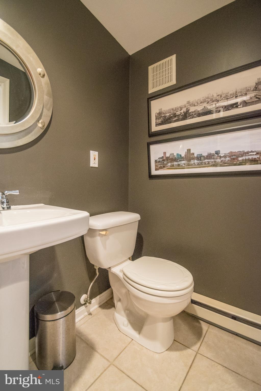 3612 Roland Avenue Baltimore, MD 21211 - Photo 17 of 53 Main level full bath
