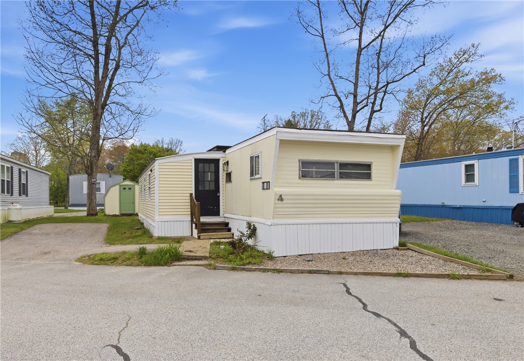 4 Ln 3 Coventry, RI 02816 - Photo 2 of 20