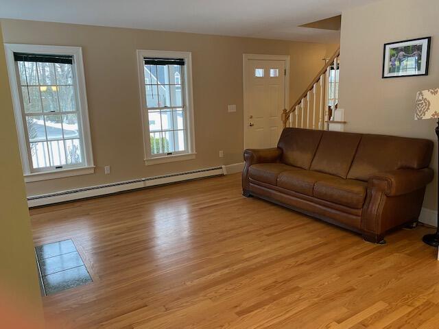 22 Valley Road Cape Elizabeth, ME 04107 - Photo 14 of 36 livingroom 7