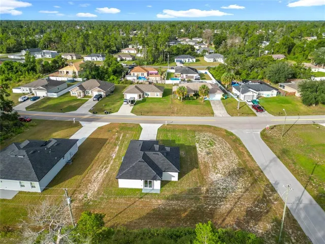 $1,800 | 527 Marion Oaks Lane, Ocala, FL 34473