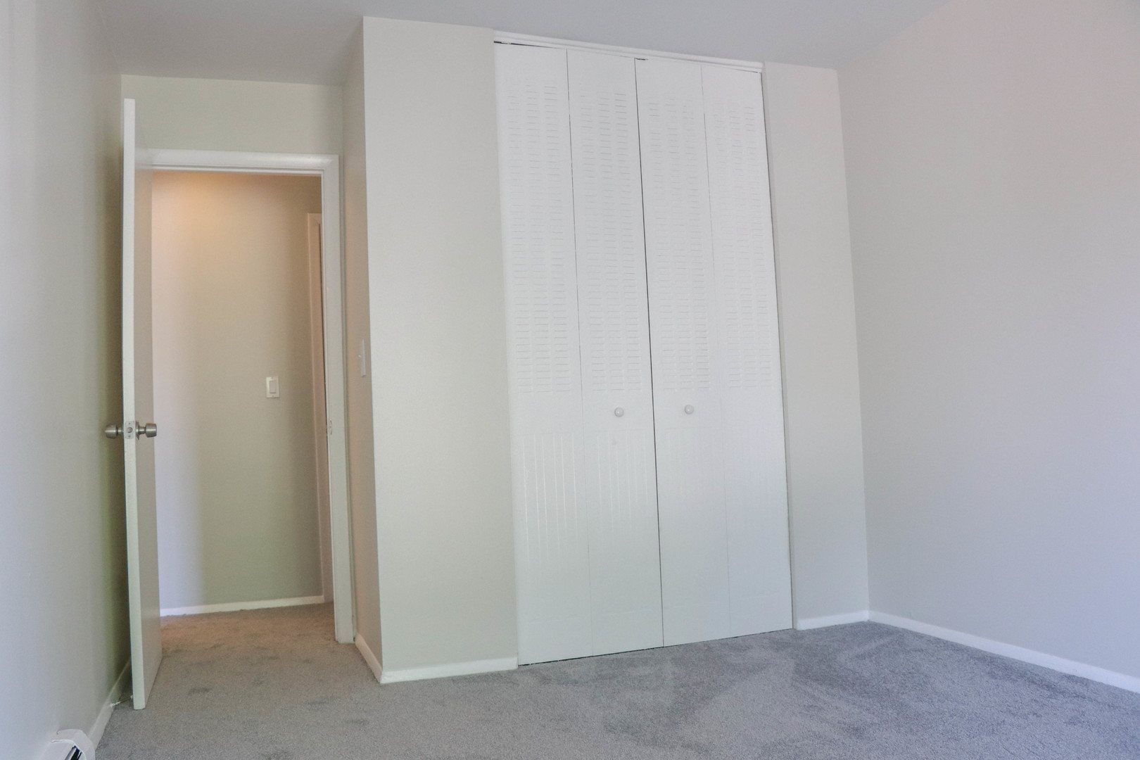 10385 Dearlove Road, Unit 2I Glenview, IL 60025 - Photo 14 of 26