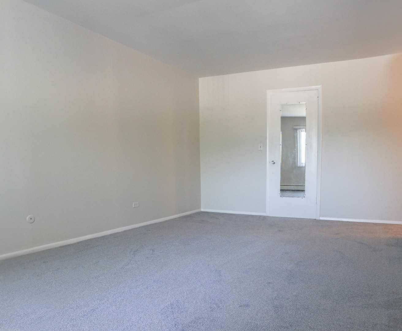 10385 Dearlove Road, Unit 2I Glenview, IL 60025 - Photo 4 of 26